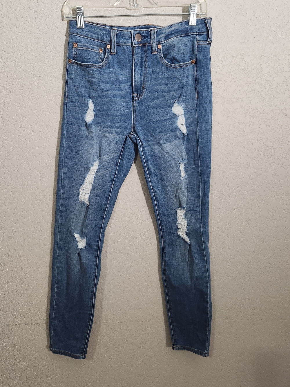 Aeropostale Distressed Blue Cropped Skinny Jeans